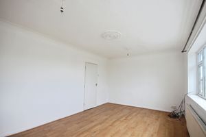 Lounge- click for photo gallery